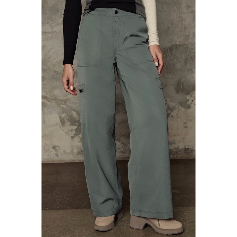 ANR+ Alp-n-Rock Womens M Chalet Insulated Cargo Pants GreenWide Leg